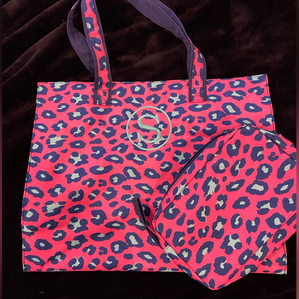 New! Overnight bag with makeup bag.